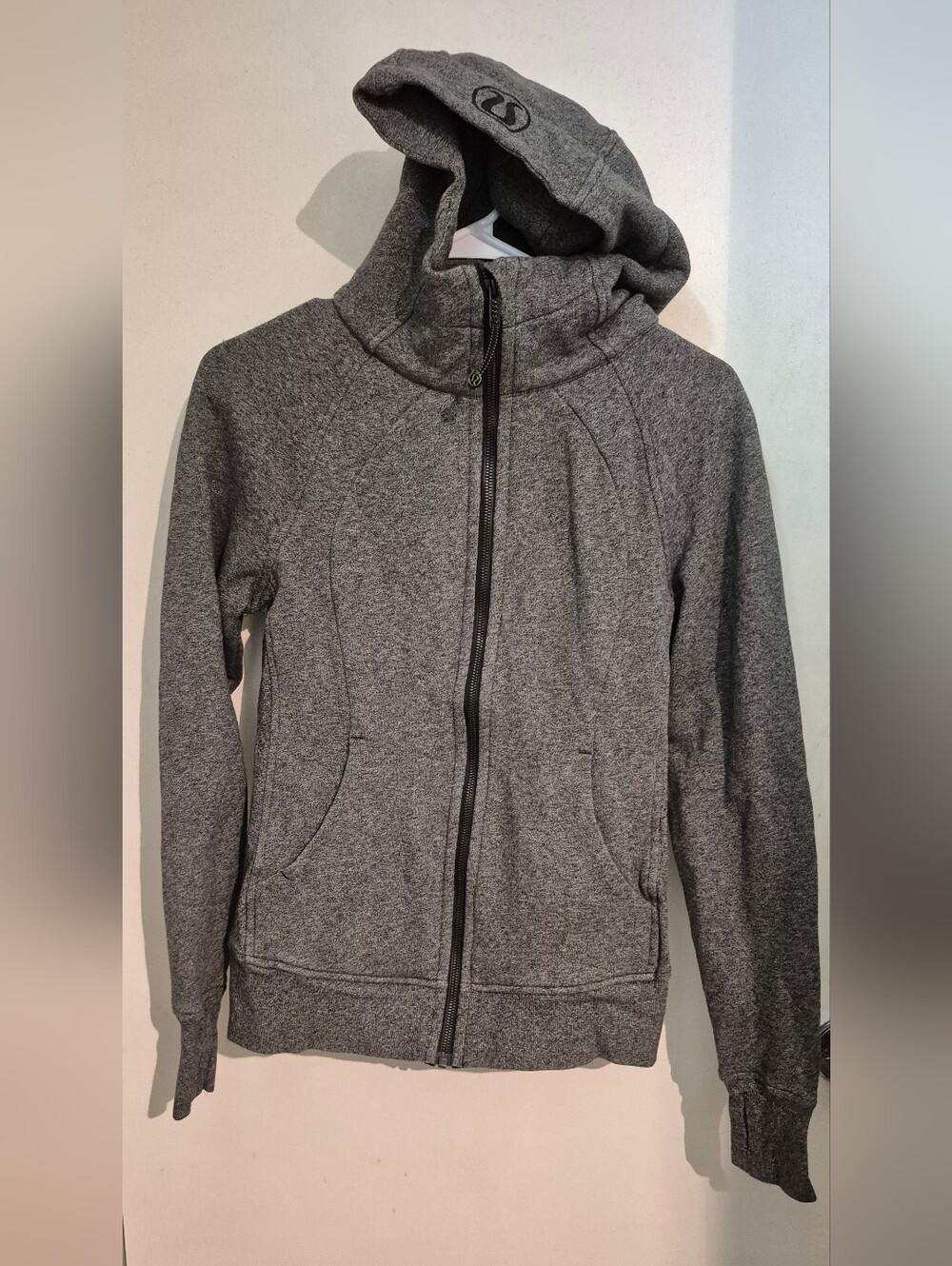 lululemon athletica Heathered Gray Scuba Full-Zip Hooded Jacket Sz.6 - Picture 4 of 8